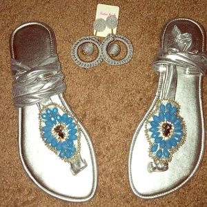 Holiday special 🎁 sandals earrings set